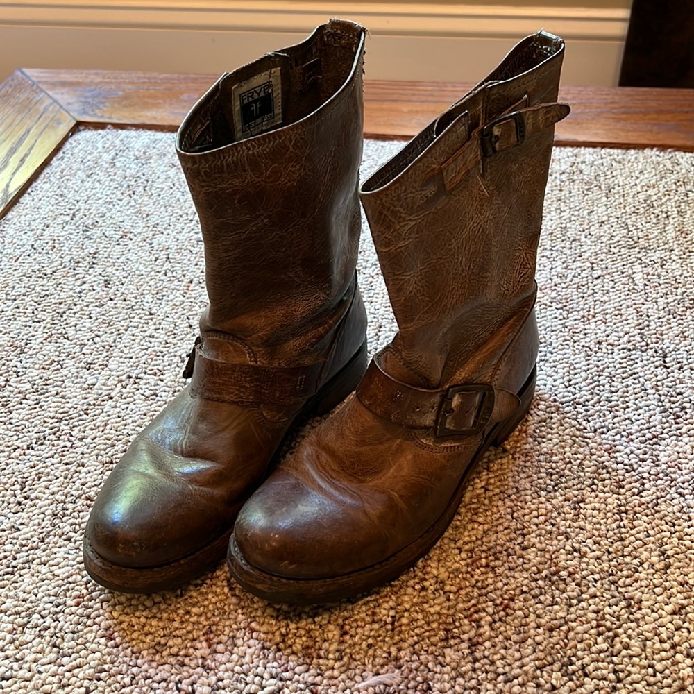 Frye Veronica Booties, size 7